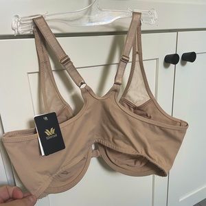 NWT Wacoal Racerback Front Close Body by T-Back Bra 38 DD